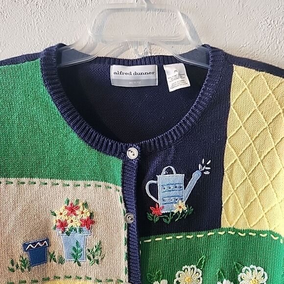 Alfred Dunner Gardening Theme Sweater Cardigan Petite Large Embroidered - Picture 4 of 5